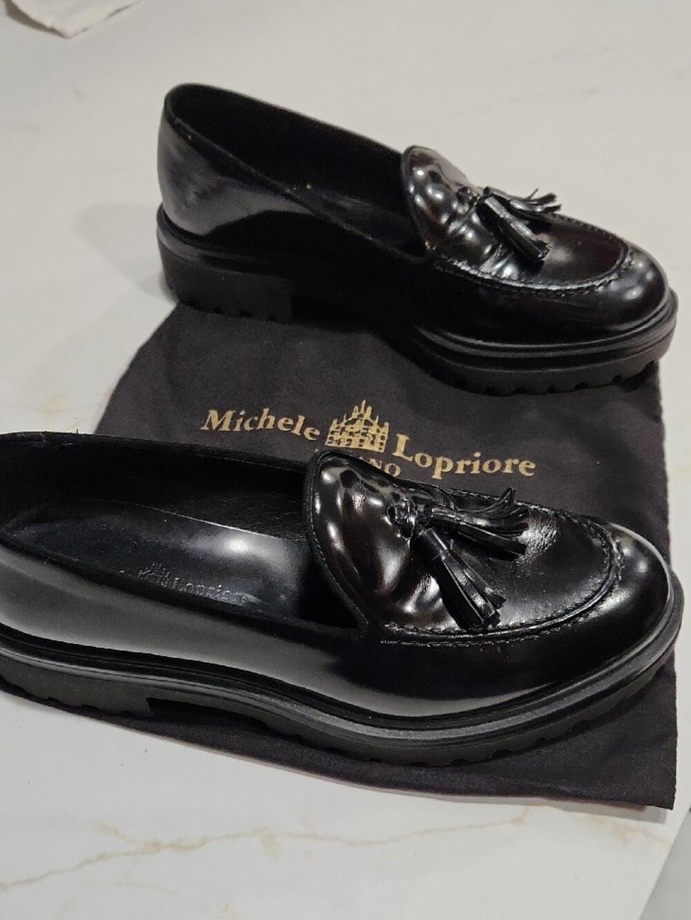 Black Tassel Leather Loafers for Women - Polished Slip-On Flats - Picture 4 of 11